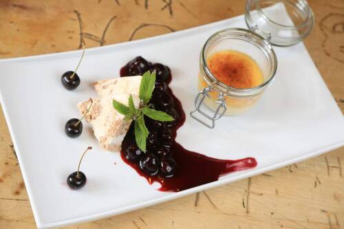 Csm hotel zum kreuz landidyll glottertal feines badisches dessert mit schwarwaelder kirschen a9f120184a