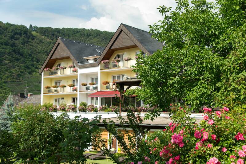 hotels/weinhotel-sonnenschein