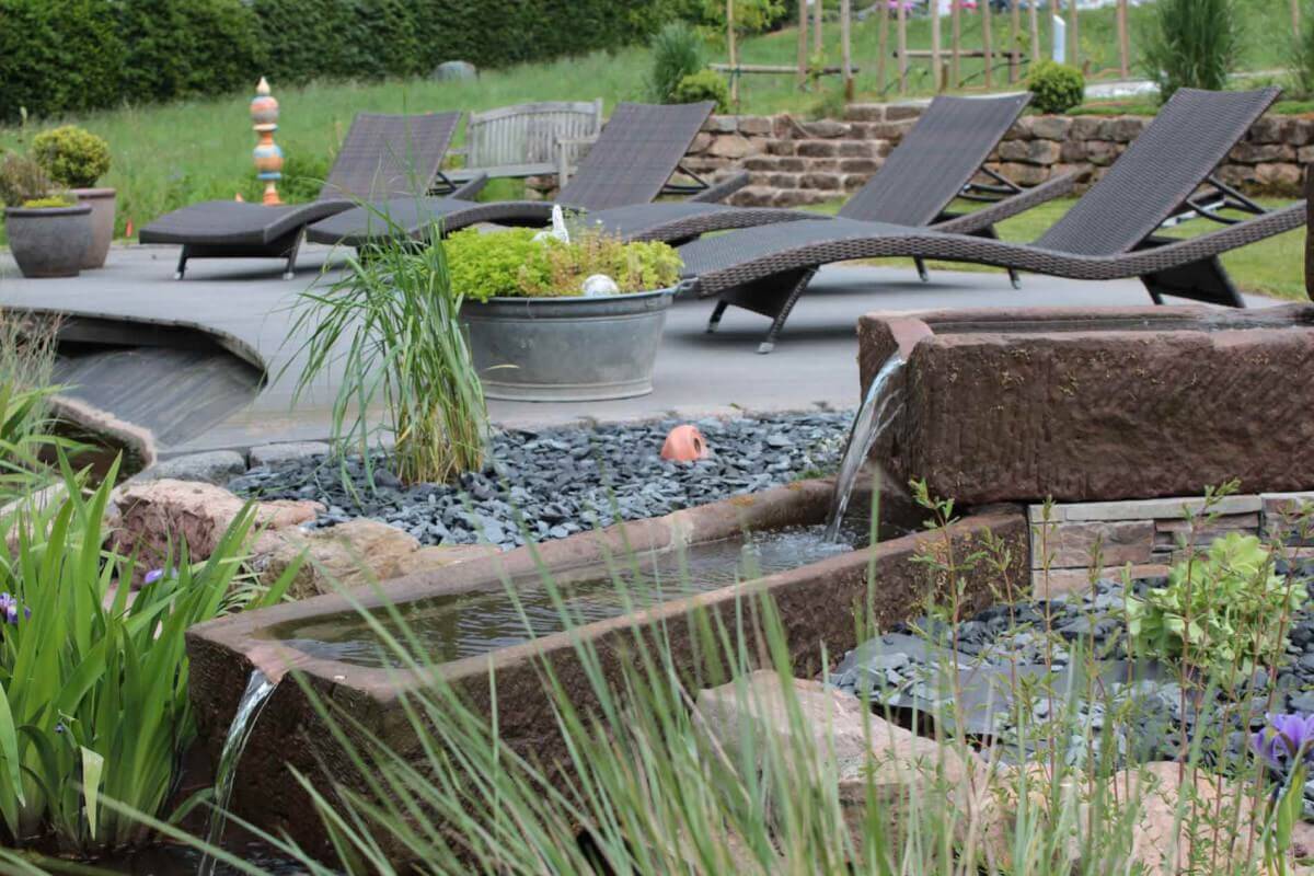 Maarblick wellnessgarten im sommer