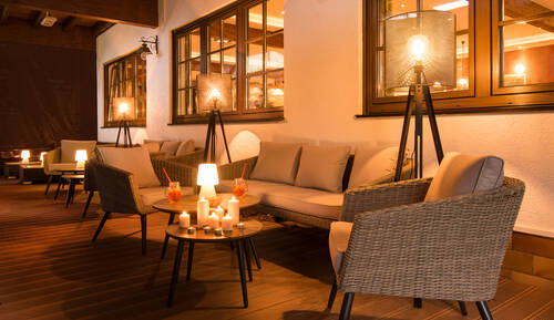 Landidyll Weinhotel Sonnenschein weinterrasse weinlounge